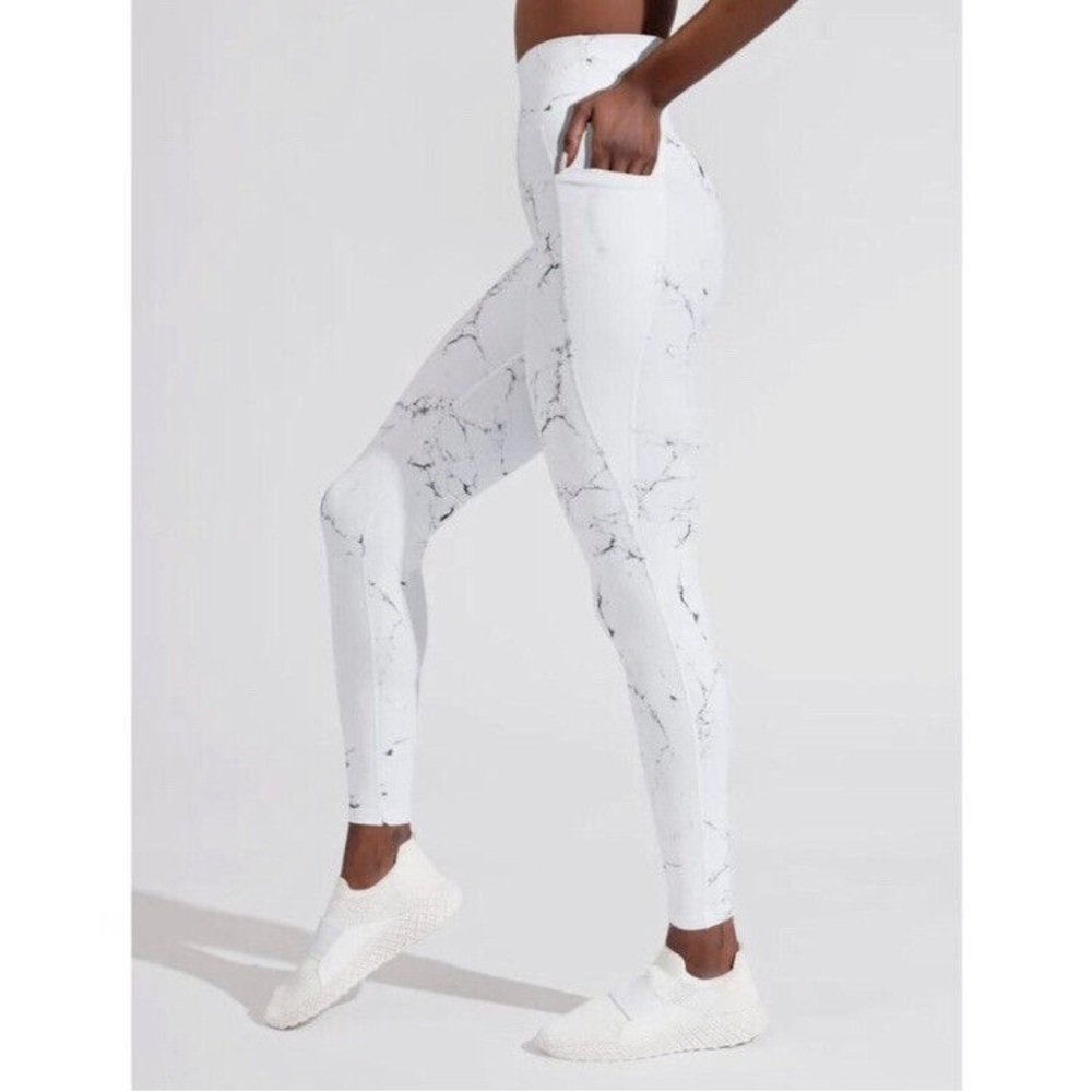 BuffBunny limitless legging